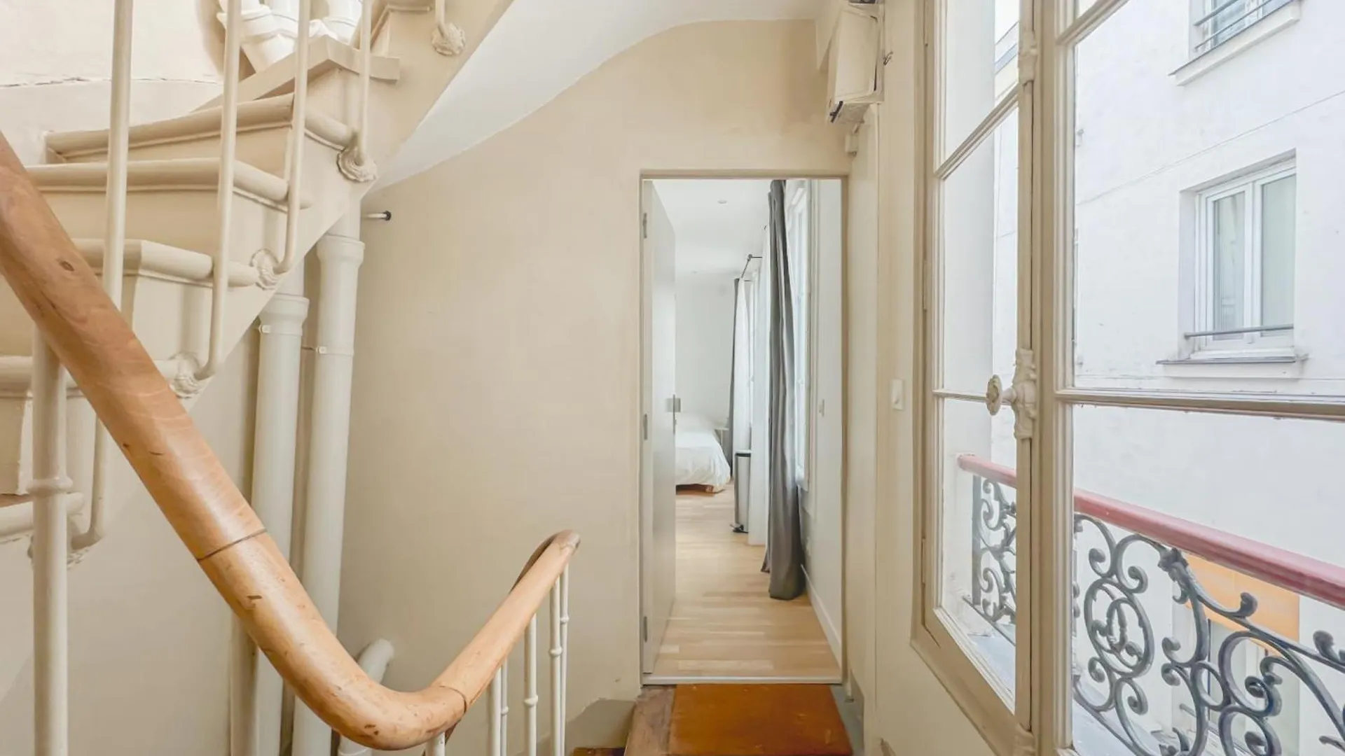 Apartment Flexliving - Studio - Etienne Marcel Paris France
